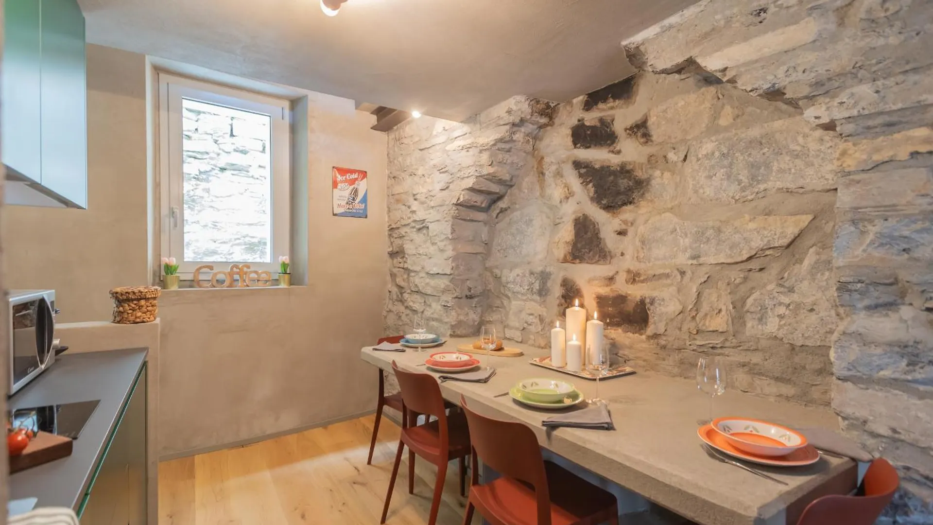 Urio'S Castle Suites By Rent All Como Carate Urio Италия